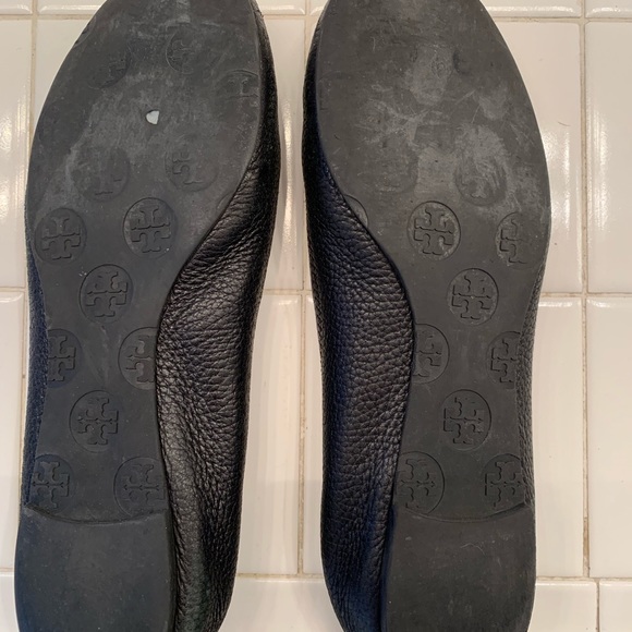 Tory Burch pebbled black leather flats - Picture 3 of 6